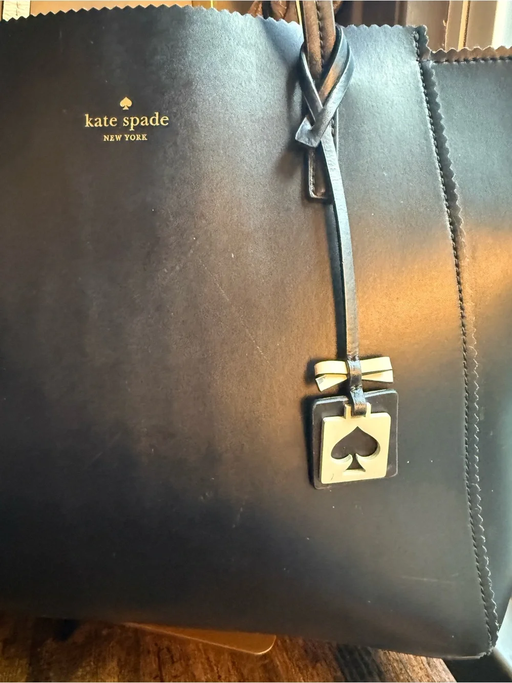 Kate Spade Lily Avenue Carrigan Black Leather Scalloped Tote Bag Charm EUC